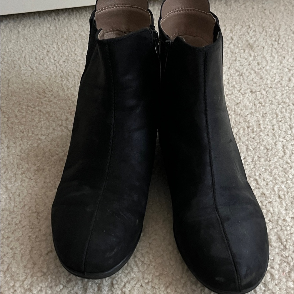 Life Stride  Black Ankle Booties